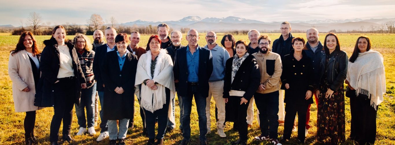 photo de la liste avec vous la tour du crieu  devant le Soularac